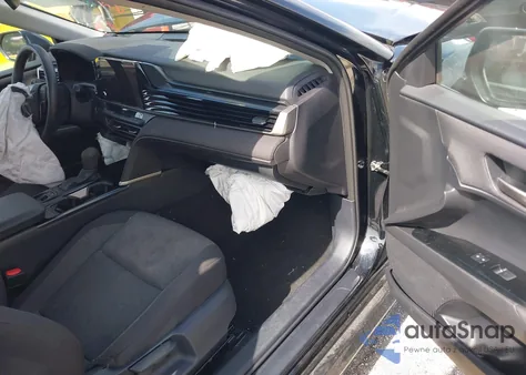 2025 Toyota Camry Le from USA, damaged, VIN 4T1DAACK8SU526661